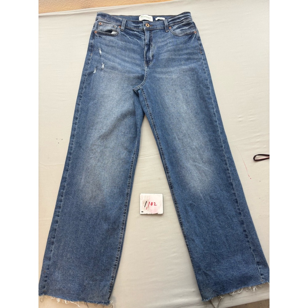 RE Generation Celebrity Pink Willow Wide Leg Jeans Medium Wash Raw Hem 11/30